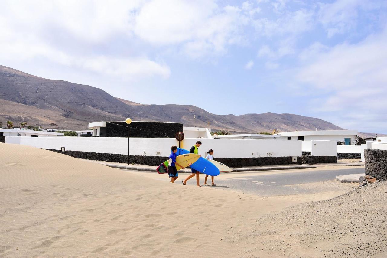 Famara Beach House Екстер'єр фото