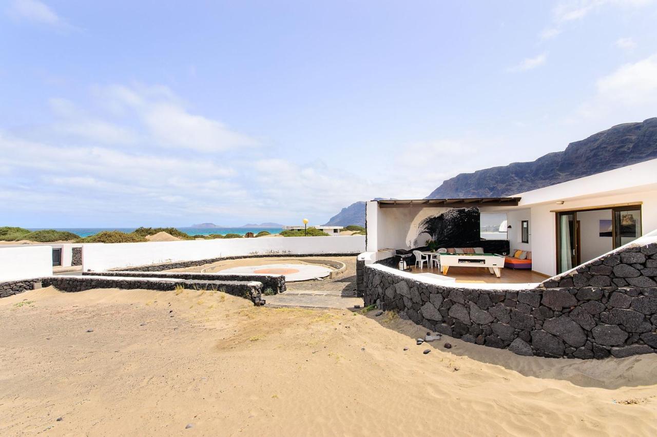 Famara Beach House Екстер'єр фото